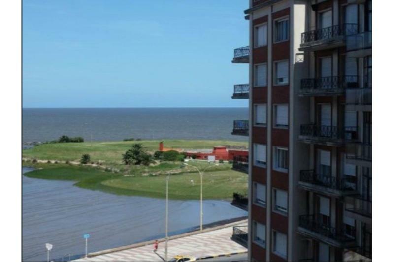 27 Suites Hotel Монтевидео Экстерьер фото